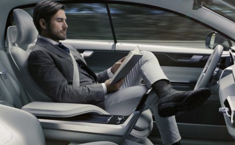 2020 : les véhicules autonomes débarqueront en France